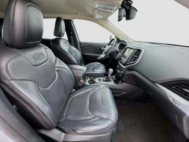 2017 Jeep Cherokee Overland 4x4