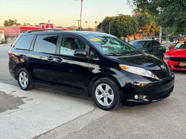 2017 Toyota Sienna LE 8 Passenger