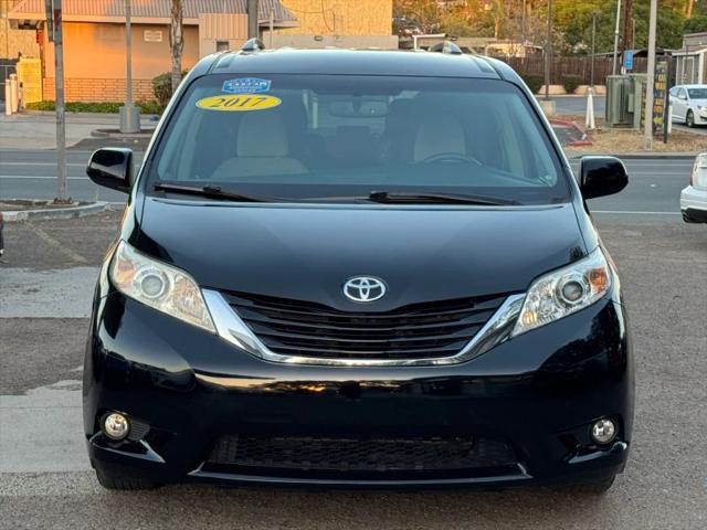 2017 Toyota Sienna LE 8 Passenger