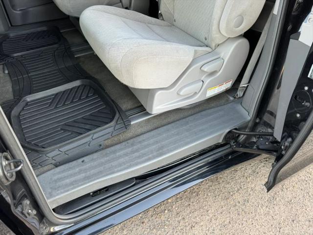 2017 Toyota Sienna LE 8 Passenger