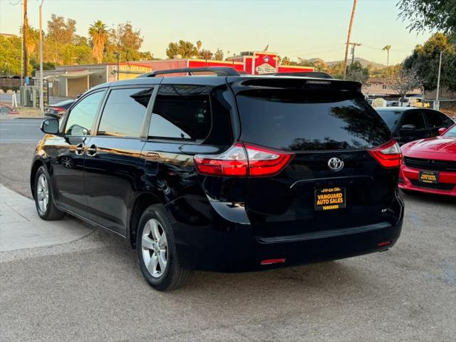 2017 Toyota Sienna LE 8 Passenger