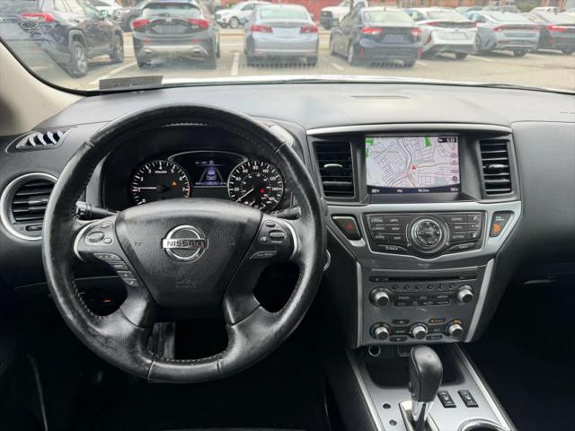 2019 Nissan Pathfinder SL