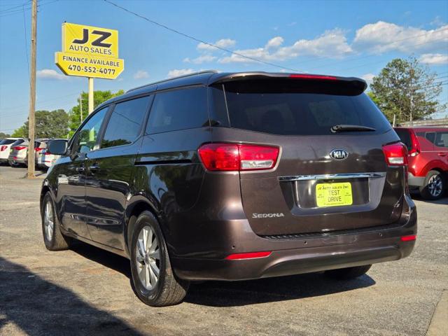 2017 Kia Sedona LX