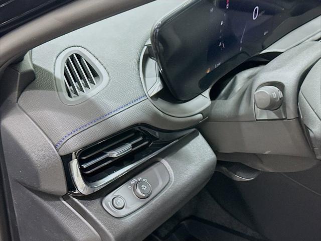 2026 Buick NV Sport Touring FWD