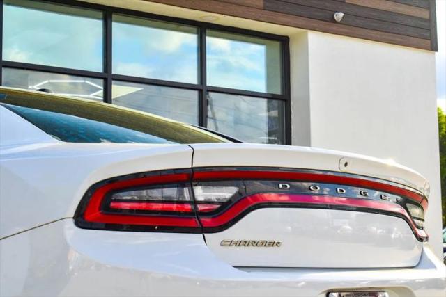 2019 Dodge Charger SXT RWD