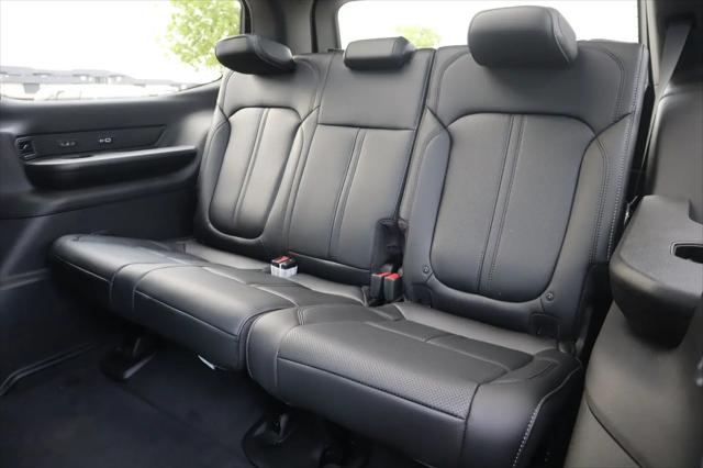 2026 Jeep Grand Wagoneer Upland 4x4