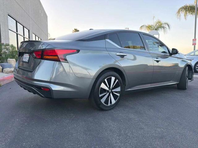 2022 Nissan Altima SV FWD