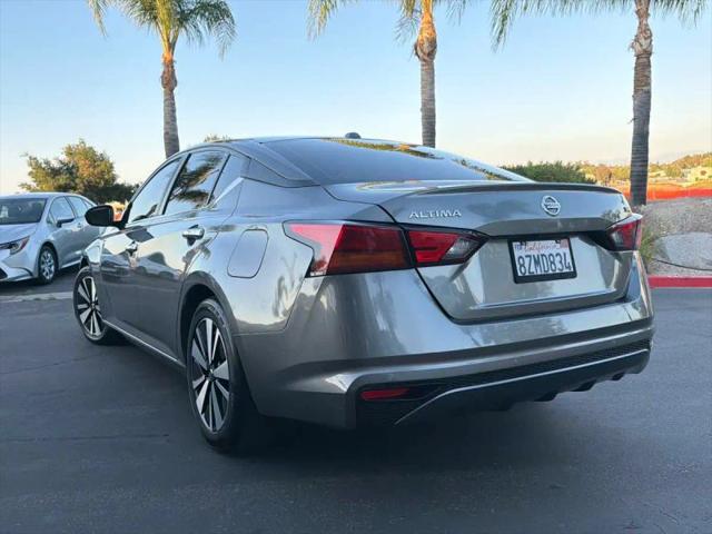 2022 Nissan Altima SV FWD
