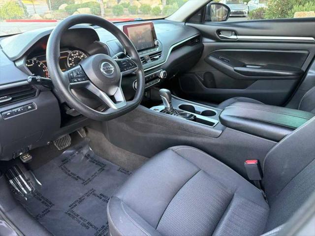 2022 Nissan Altima SV FWD