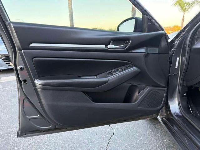 2022 Nissan Altima SV FWD