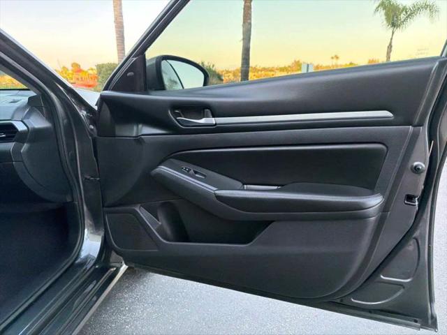 2022 Nissan Altima SV FWD