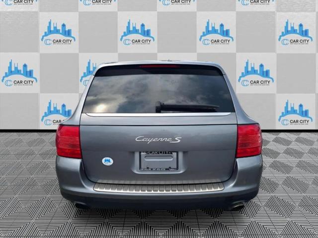 2004 Porsche Cayenne S