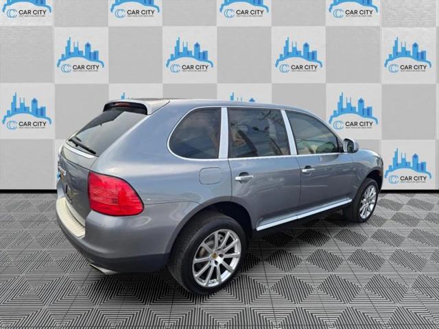 2004 Porsche Cayenne S