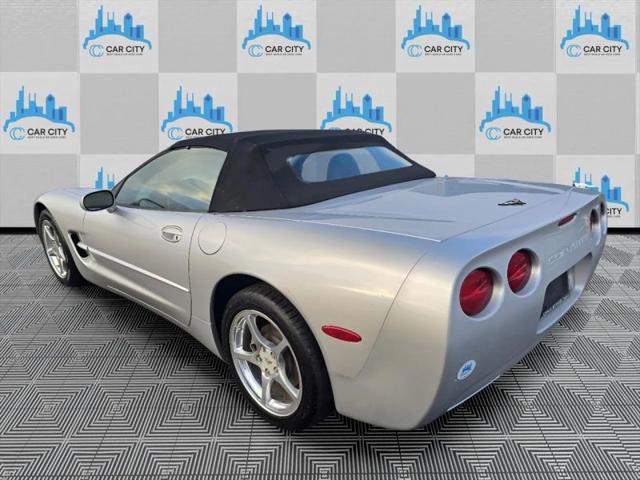2001 Chevrolet Corvette Base
