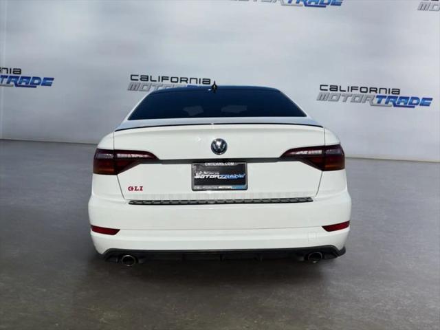 2019 Volkswagen Jetta GLI 2.0T S