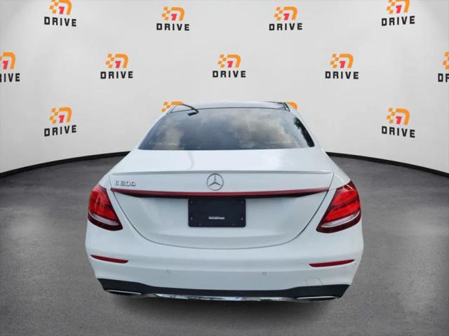 2018 Mercedes-Benz E-CLASS E 300 E 300