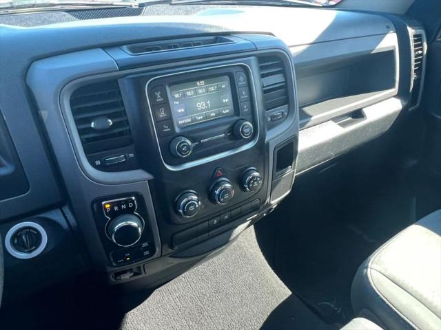 2017 Ram 1500 Express Quad Cab 4x4 64 Box