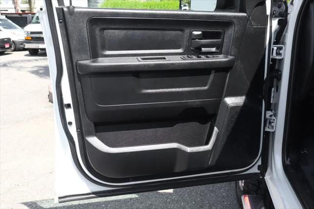 2022 Ram 2500 Tradesman Crew Cab 4x4 6'4" Box