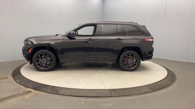 2023 Jeep Grand Cherokee 30th Anniversary