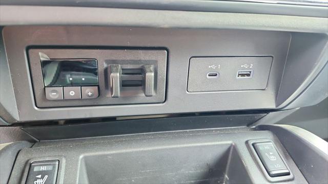 2024 Nissan Titan XD Crew Cab SV 4x4