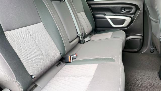 2024 Nissan Titan XD Crew Cab SV 4x4