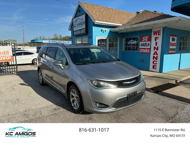 2018 Chrysler Pacifica Limited for sale in Kansas City, MO