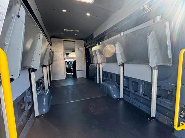 2019 Ford Transit Extended Length w/Sliding Side Door w/LWB