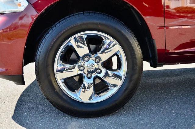 2019 Ram 1500 Classic Express Quad Cab 4x4 6'4" Box