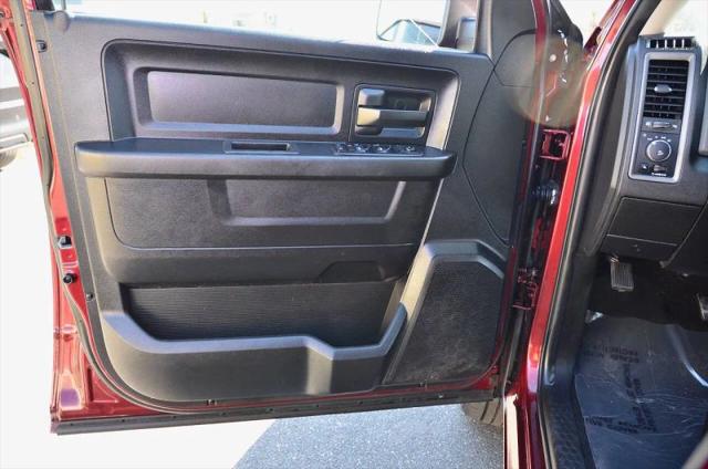 2019 Ram 1500 Classic Express Quad Cab 4x4 6'4" Box