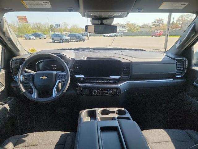 2026 Chevrolet Silverado 1500 4WD Crew Cab Short Bed LT with 2FL