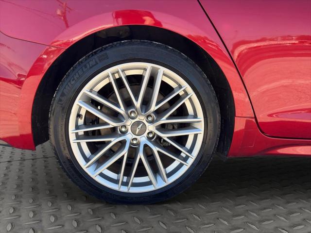 2021 Genesis G70 2.0T AWD