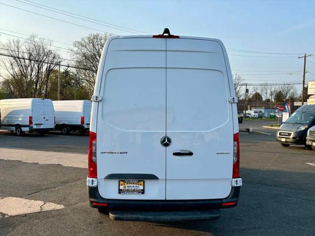 2023 Mercedes-Benz Sprinter 2500 High Roof 4-Cyl Gas