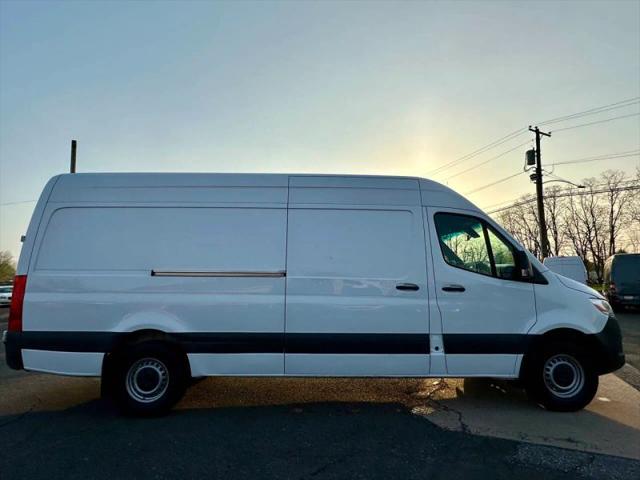 2023 Mercedes-Benz Sprinter 2500 High Roof 4-Cyl Gas