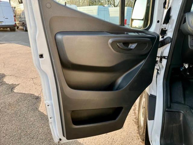 2023 Mercedes-Benz Sprinter 2500 High Roof 4-Cyl Gas
