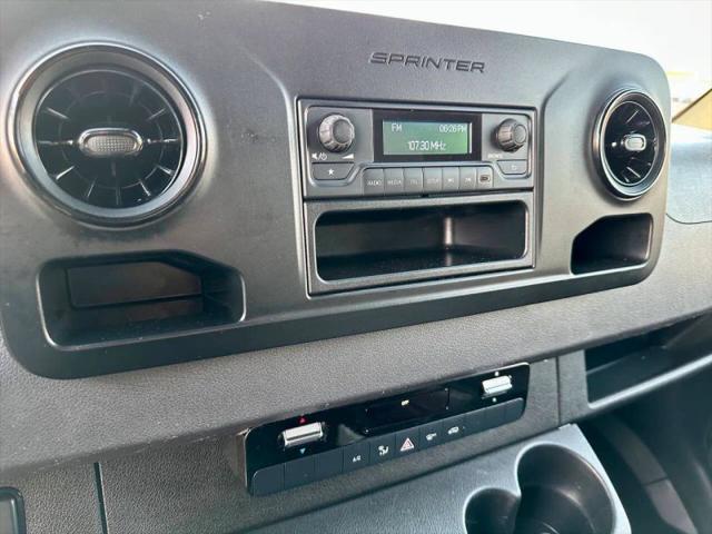 2023 Mercedes-Benz Sprinter 2500 High Roof 4-Cyl Gas