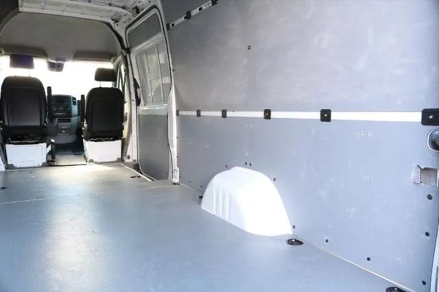 2017 Freightliner Sprinter High Roof V6