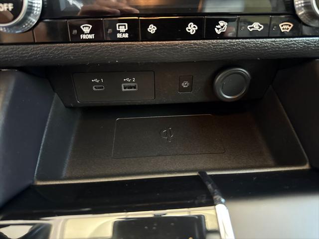 2025 Mitsubishi Outlander PHEV SE S-AWC
