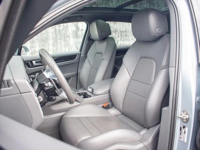 2022 Porsche Cayenne Cayenne
