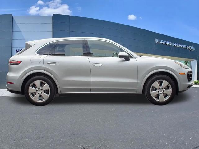 2022 Porsche Cayenne Cayenne