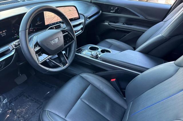 2024 Cadillac iQ Sport w/1SF