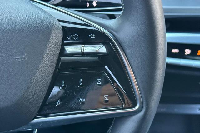 2024 Cadillac iQ Sport w/1SF
