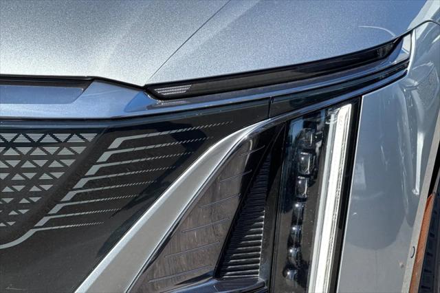 2024 Cadillac iQ Sport w/1SF
