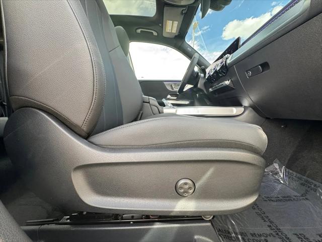 2026 Mercedes-Benz GLB 4MATIC
