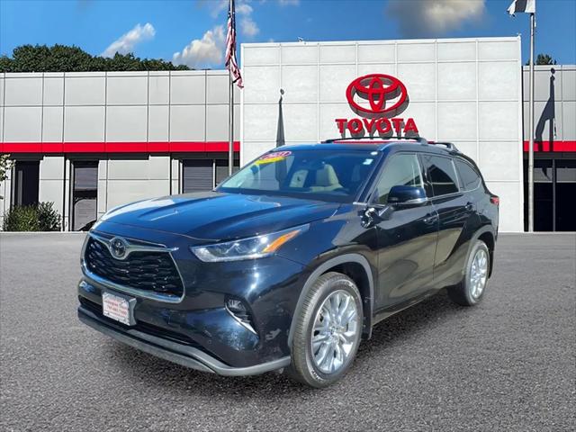 2023 Toyota Highlander Limited for sale in Lexington, MA