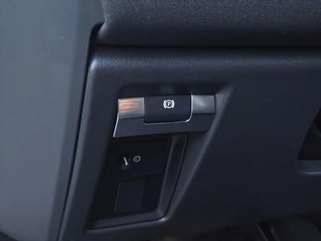 2023 Land Rover Defender 90 X-Dynamic SE