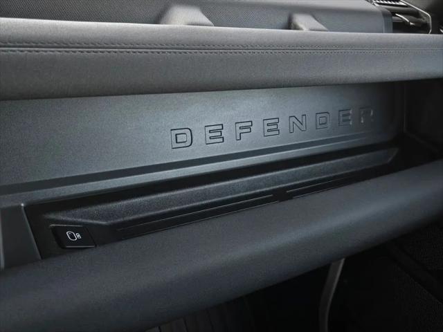 2023 Land Rover Defender 90 X-Dynamic SE