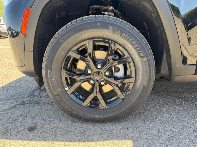 2026 Jeep Grand Cherokee Altitude 4x4