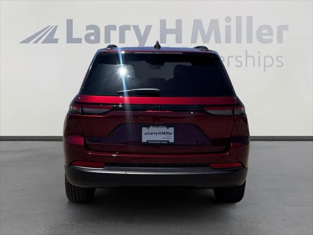2026 Jeep Grand Cherokee Altitude 4x4