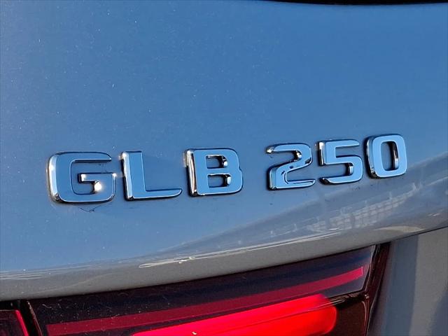 2026 Mercedes-Benz GLB 4MATIC
