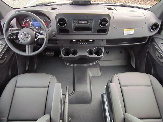 2026 Mercedes-Benz Sprinter 2500 Standard Roof 4-Cyl Diesel HO